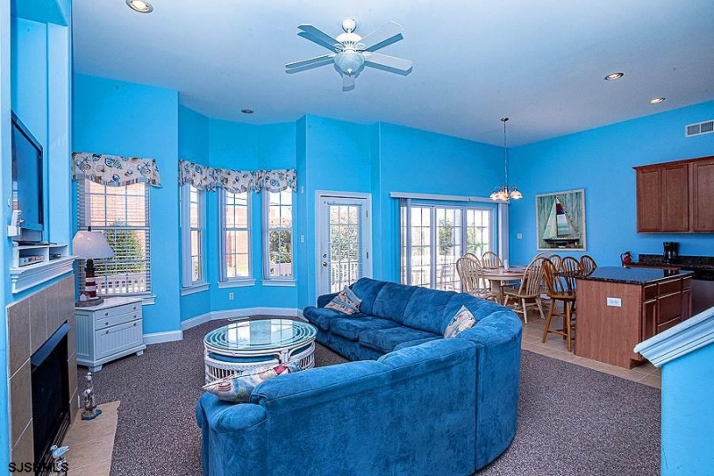 832 6th, Ocean City, New Jersey 08226, 4 Bedrooms Bedrooms, 8 Rooms Rooms,2 BathroomsBathrooms,Condominium,For Sale,6th,542903