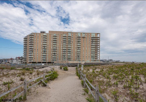 921 Park, Ocean City, New Jersey 08226, 2 Bedrooms Bedrooms, 7 Rooms Rooms,2 BathroomsBathrooms,Condominium,For Sale,Park,542919