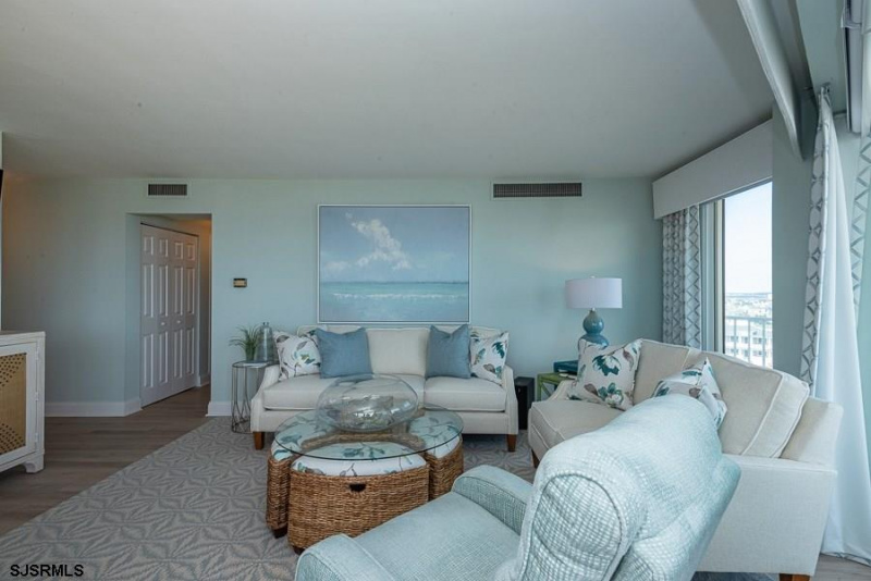 921 Park, Ocean City, New Jersey 08226, 2 Bedrooms Bedrooms, 7 Rooms Rooms,2 BathroomsBathrooms,Condominium,For Sale,Park,542919