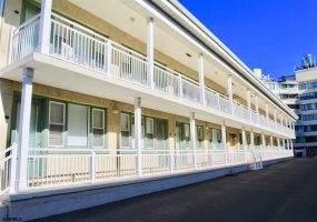 1600 Atlantic Ave, Longport, New Jersey 08403, 1 Bedroom Bedrooms, 4 Rooms Rooms,1 BathroomBathrooms,Condominium,For Sale,Atlantic Ave,542944