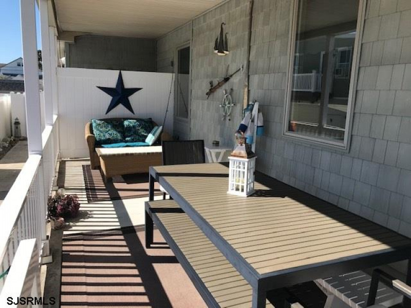 140 4th, Brigantine, New Jersey 08203, 2 Bedrooms Bedrooms, 4 Rooms Rooms,1 BathroomBathrooms,Condominium,For Sale,4th,543062