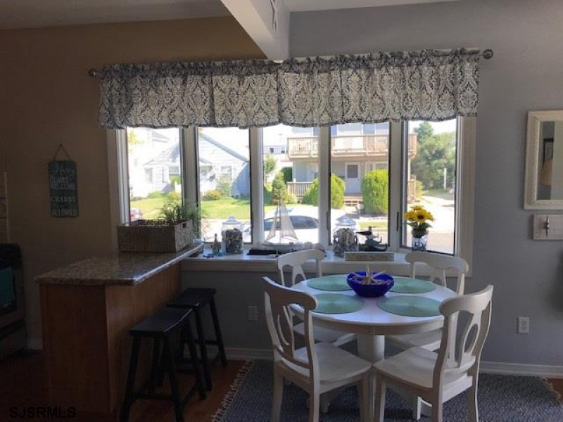 140 4th, Brigantine, New Jersey 08203, 2 Bedrooms Bedrooms, 4 Rooms Rooms,1 BathroomBathrooms,Condominium,For Sale,4th,543062