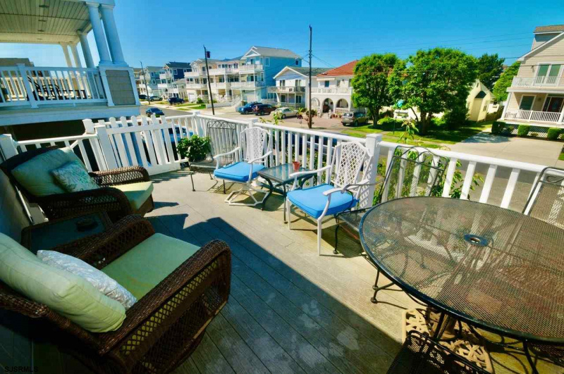 211 4th Street South, Brigantine, New Jersey 08203, 2 Bedrooms Bedrooms, 5 Rooms Rooms,1 BathroomBathrooms,Condominium,For Sale,4th Street South,538416