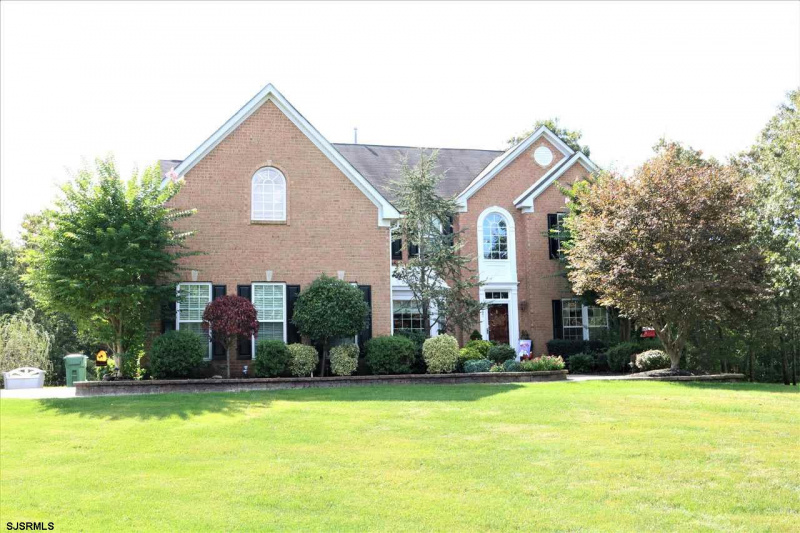 407 Rockbridge Ct, Egg Harbor Township, New Jersey 08234, 4 Bedrooms Bedrooms, 9 Rooms Rooms,3 BathroomsBathrooms,Residential,For Sale,Rockbridge Ct,543208