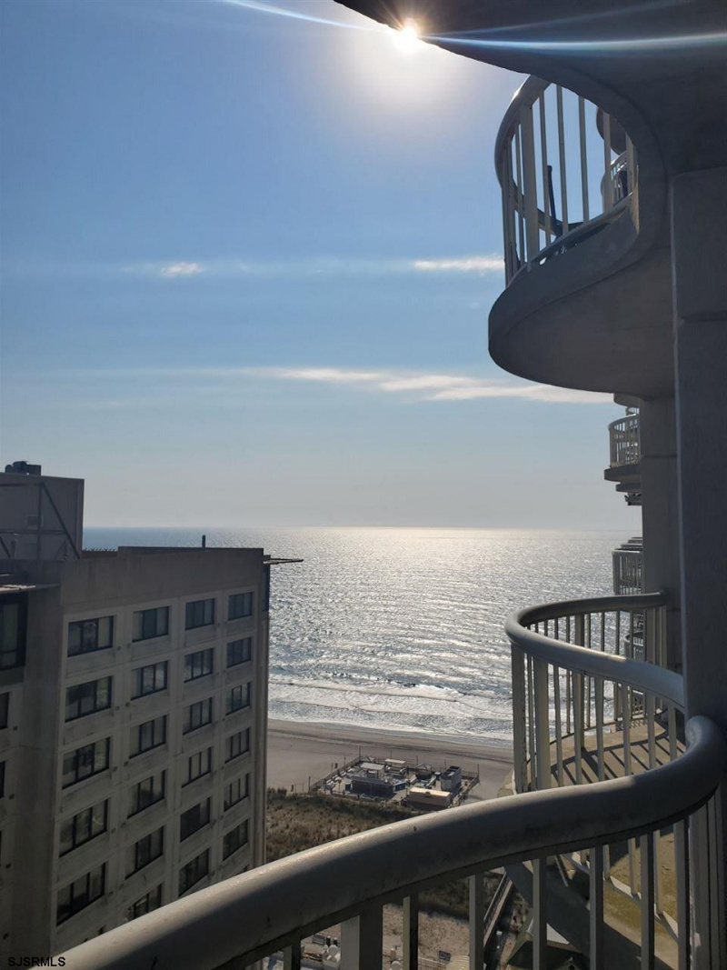 3101 Boardwalk, Atlantic City, New Jersey 08401, 1 Bedroom Bedrooms, 5 Rooms Rooms,1 BathroomBathrooms,Condominium,For Sale,Boardwalk,543247