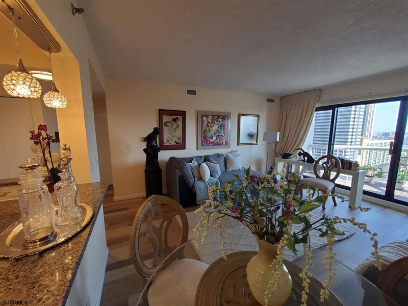 3101 Boardwalk, Atlantic City, New Jersey 08401, 1 Bedroom Bedrooms, 5 Rooms Rooms,1 BathroomBathrooms,Condominium,For Sale,Boardwalk,543247