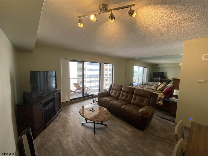 3101 Boardwalk, Atlantic City, New Jersey 08401, 3 Rooms Rooms,1 BathroomBathrooms,Condominium,For Sale,Boardwalk,543308