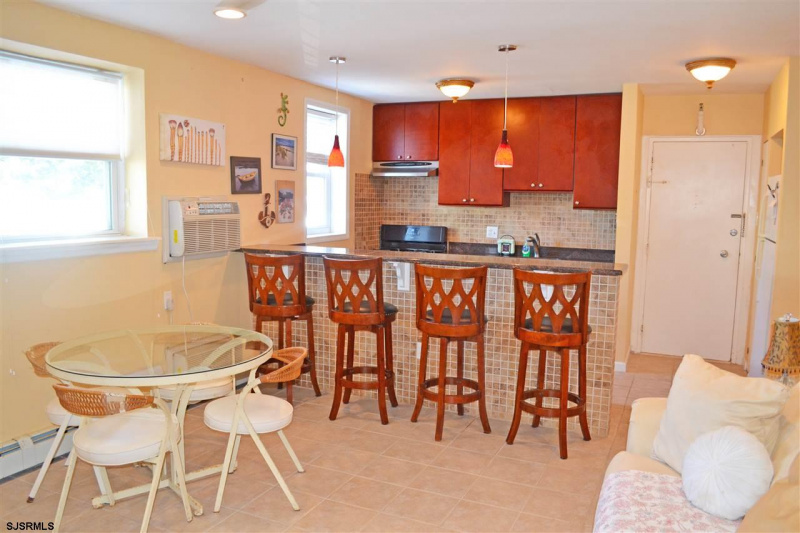 9300 Atlantic, Margate, New Jersey 08402, 1 Bedroom Bedrooms, 3 Rooms Rooms,1 BathroomBathrooms,Condominium,For Sale,Atlantic,543310