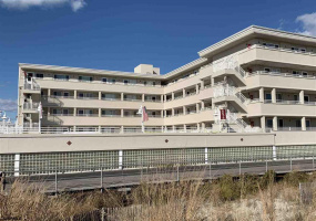 5300 Boardwalk, New Jersey 08406, 2 Bedrooms Bedrooms, 3 Rooms Rooms,1 BathroomBathrooms,Rental non-commercial,For Sale,Boardwalk,543342