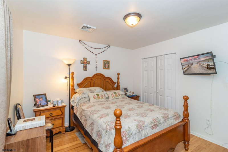 8 Milicent Ave, Egg Harbor Township, New Jersey 08234, 3 Bedrooms Bedrooms, 7 Rooms Rooms,2 BathroomsBathrooms,Residential,For Sale,Milicent Ave,543354