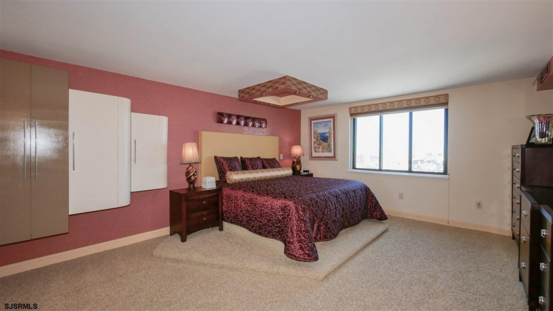 100 Berkley, Atlantic City, New Jersey 08401, 2 Bedrooms Bedrooms, 6 Rooms Rooms,2 BathroomsBathrooms,Condominium,For Sale,Berkley,543374