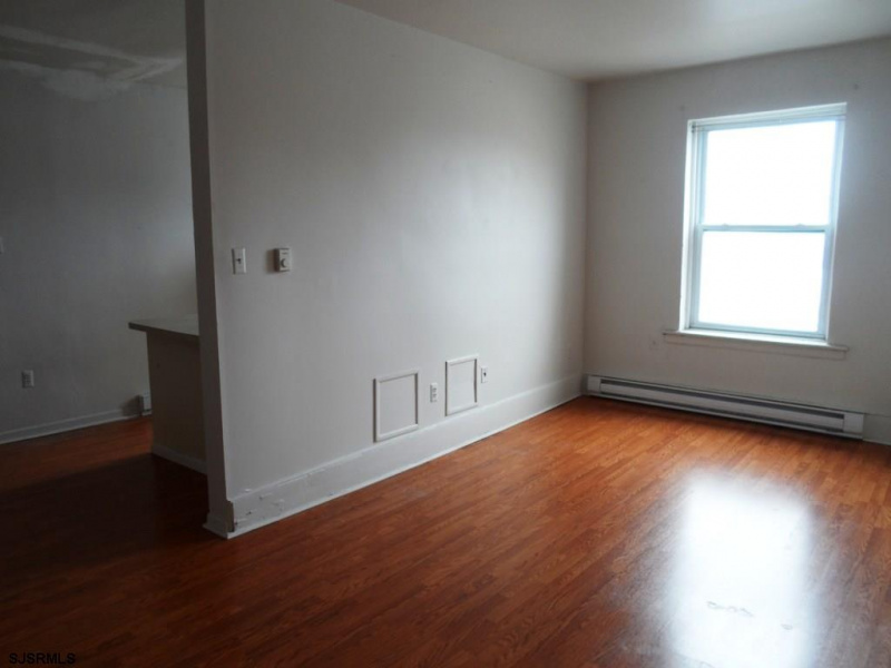 2628 Atlantic, New Jersey 08401, 1 Bedroom Bedrooms, 3 Rooms Rooms,1 BathroomBathrooms,Rental non-commercial,For Sale,Atlantic,543427