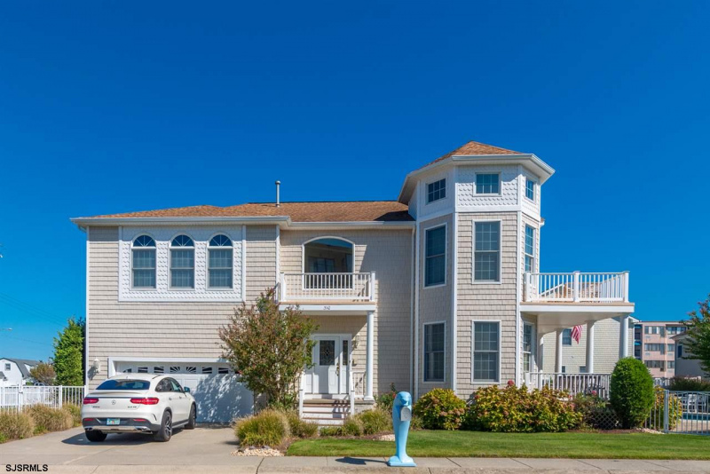 310 Rainbow, Brigantine, New Jersey 08203, 4 Bedrooms Bedrooms, 9 Rooms Rooms,3 BathroomsBathrooms,Residential,For Sale,Rainbow,543439