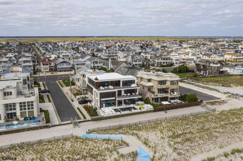 105 Woodcrest, Longport, New Jersey 08403, 6 Bedrooms Bedrooms, 10 Rooms Rooms,7 BathroomsBathrooms,Residential,For Sale,Woodcrest,543517