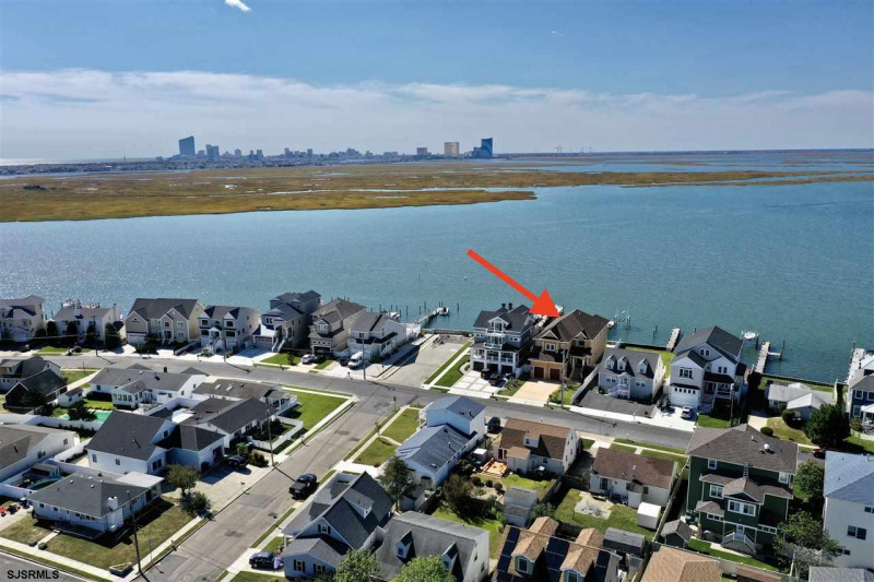 802 Shore Dr, Brigantine, New Jersey 08203, 5 Bedrooms Bedrooms, 14 Rooms Rooms,3 BathroomsBathrooms,Residential,For Sale,Shore Dr,543582