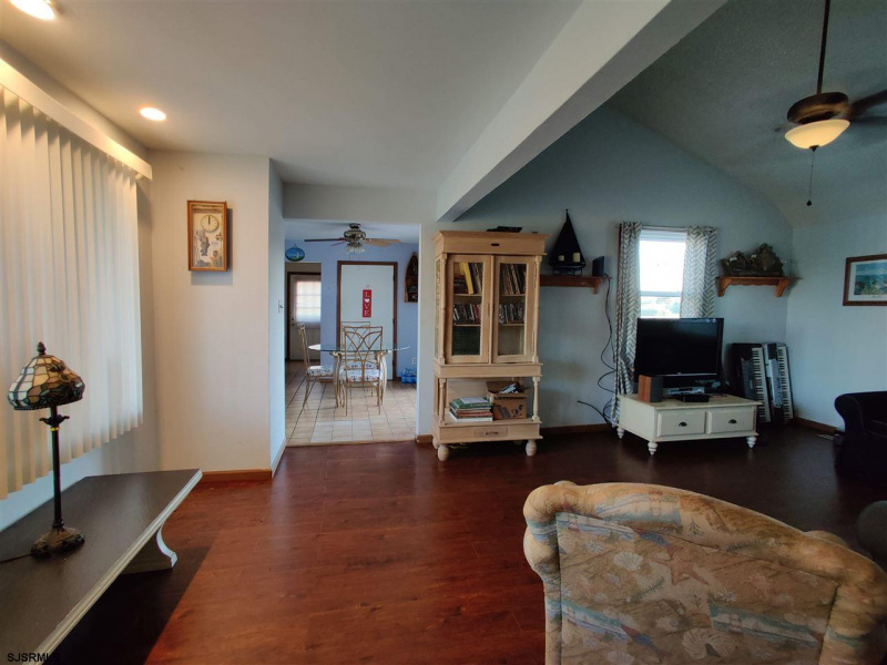 900 Sheridan Blvd, Brigantine, New Jersey 08203-1234, 3 Bedrooms Bedrooms, 7 Rooms Rooms,2 BathroomsBathrooms,Residential,For Sale,Sheridan Blvd,543604