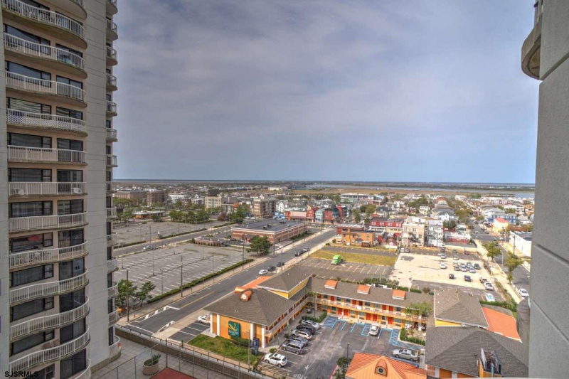 3101 Boardwalk, Atlantic City, New Jersey 08401, 2 Bedrooms Bedrooms, 3 Rooms Rooms,1 BathroomBathrooms,Condominium,For Sale,Boardwalk,543615