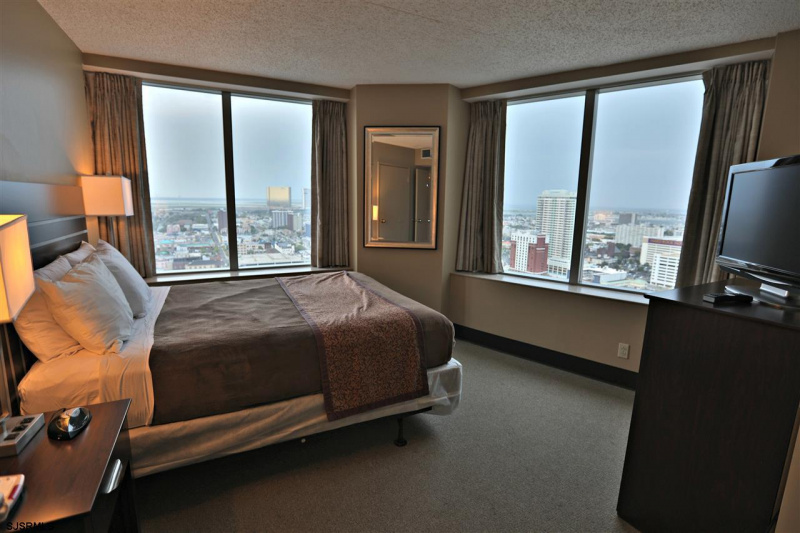 1515 Boardwalk, Atlantic City, New Jersey 08401, 1 Bedroom Bedrooms, 3 Rooms Rooms,1 BathroomBathrooms,Condominium,For Sale,Boardwalk,543726