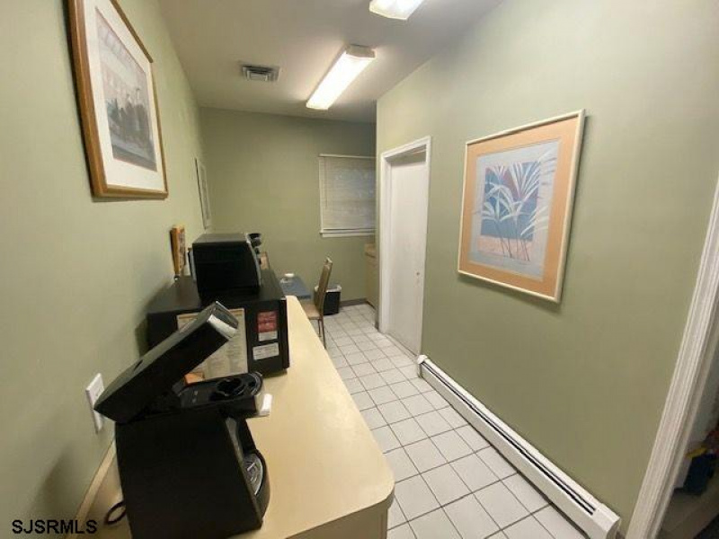 2303 Shore Road, Northfield, New Jersey 08225, ,2 BathroomsBathrooms,Commercial/industrial,For Sale,Shore Road,543792