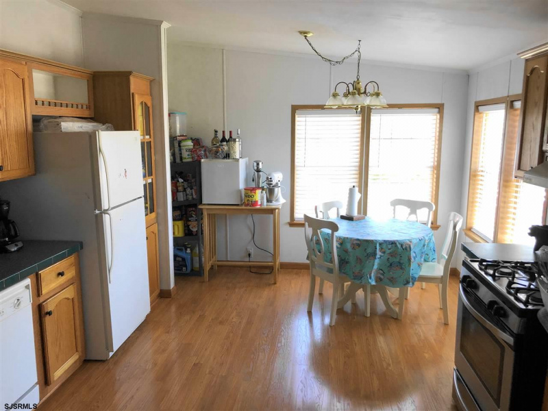 14 Stanton Ave, Egg Harbor Township, New Jersey 08234, 3 Bedrooms Bedrooms, 5 Rooms Rooms,2 BathroomsBathrooms,Residential,For Sale,Stanton Ave,538431