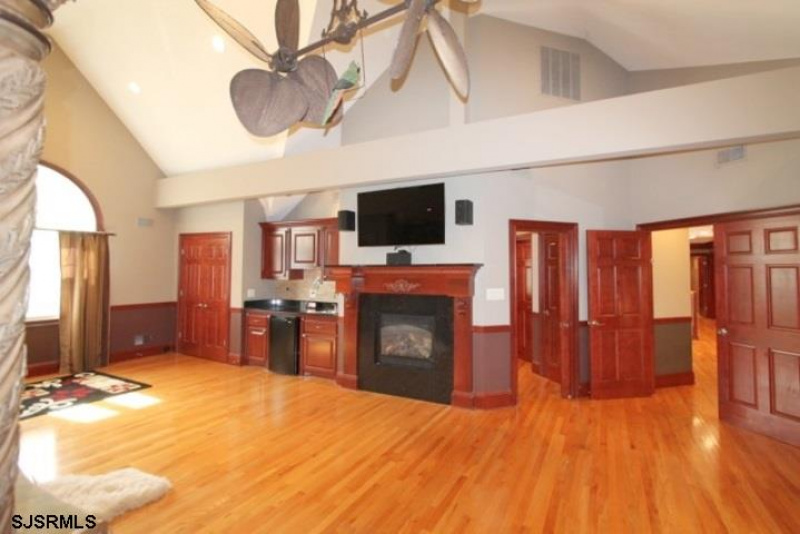 7 Dani, Northfield, New Jersey 08225, 4 Bedrooms Bedrooms, 15 Rooms Rooms,4 BathroomsBathrooms,Residential,For Sale,Dani,543763