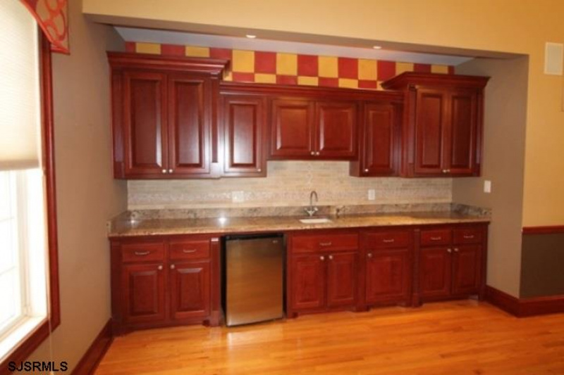 7 Dani, Northfield, New Jersey 08225, 4 Bedrooms Bedrooms, 15 Rooms Rooms,4 BathroomsBathrooms,Residential,For Sale,Dani,543763