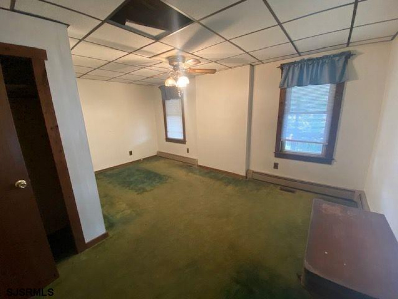 9 Kapella Avenue, Somers Point, New Jersey 08224, 1 Bedroom Bedrooms, 4 Rooms Rooms,1 BathroomBathrooms,Residential,For Sale,Kapella Avenue,543793