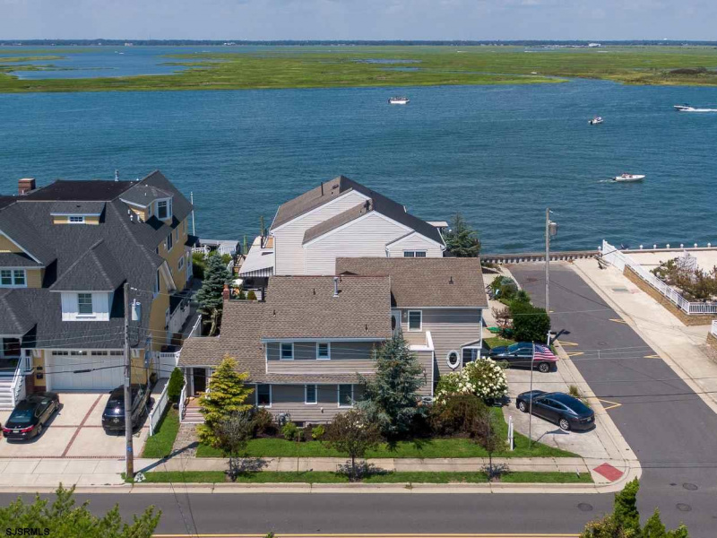 3307 Amherst, Longport, New Jersey 08403, 4 Bedrooms Bedrooms, 10 Rooms Rooms,3 BathroomsBathrooms,Residential,For Sale,Amherst,543885