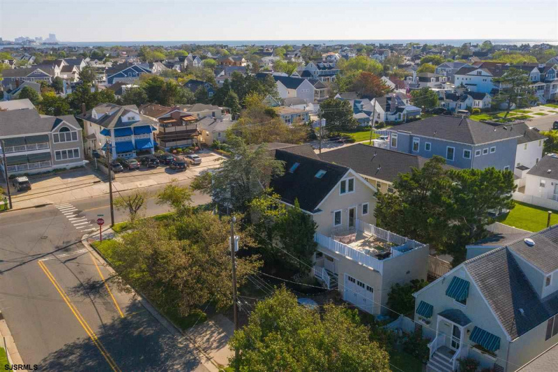 300 Battersea Road, Ocean City, New Jersey 08226, 4 Bedrooms Bedrooms, 10 Rooms Rooms,3 BathroomsBathrooms,Residential,For Sale,Battersea Road,541662