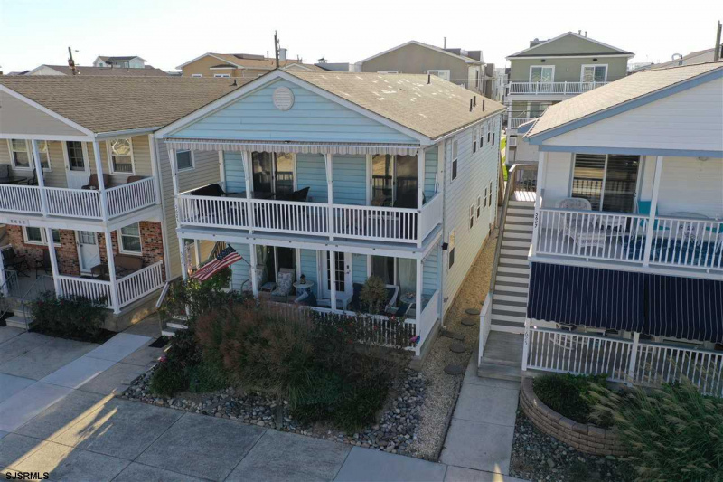 5621 West Avenue, Ocean City, New Jersey 08226, 3 Bedrooms Bedrooms, 6 Rooms Rooms,2 BathroomsBathrooms,Condominium,For Sale,West Avenue,543042