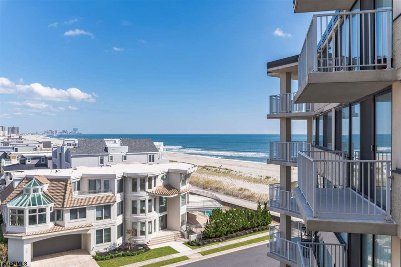 111 16th, Longport, New Jersey 08234, 2 Bedrooms Bedrooms, 5 Rooms Rooms,2 BathroomsBathrooms,Condominium,For Sale,16th,543943