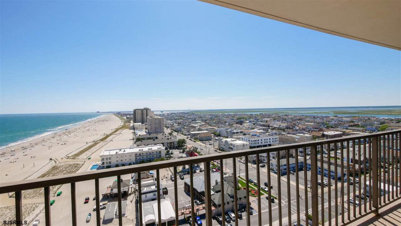 9100 Beach, Margate, New Jersey 08402-0000, 2 Bedrooms Bedrooms, 5 Rooms Rooms,2 BathroomsBathrooms,Condominium,For Sale,Beach,543994