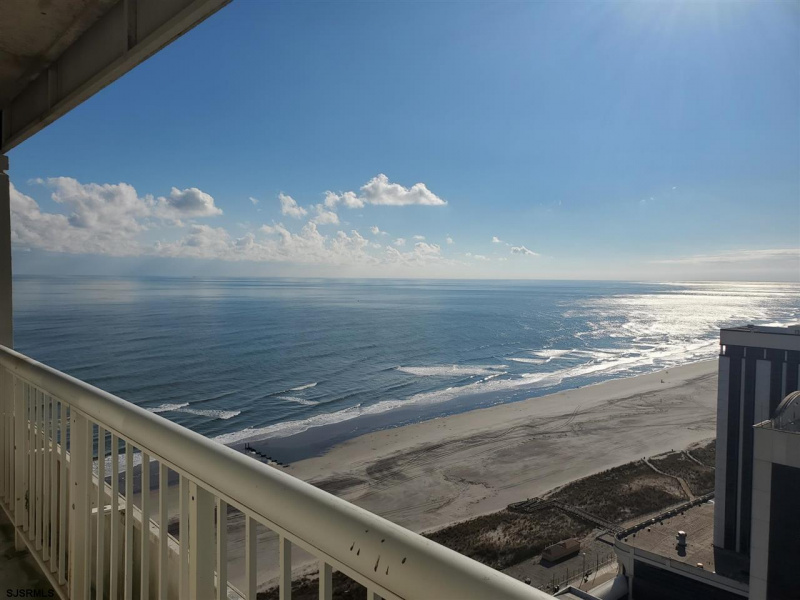 3101 Boardwalk, Atlantic City, New Jersey 08401, 1 Bedroom Bedrooms, 5 Rooms Rooms,1 BathroomBathrooms,Condominium,For Sale,Boardwalk,544021