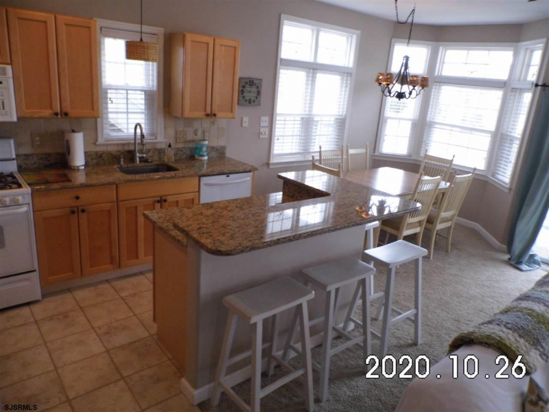 4912 West, Ocean City, New Jersey 08226-0000, 3 Bedrooms Bedrooms, 8 Rooms Rooms,2 BathroomsBathrooms,Condominium,For Sale,West,544036