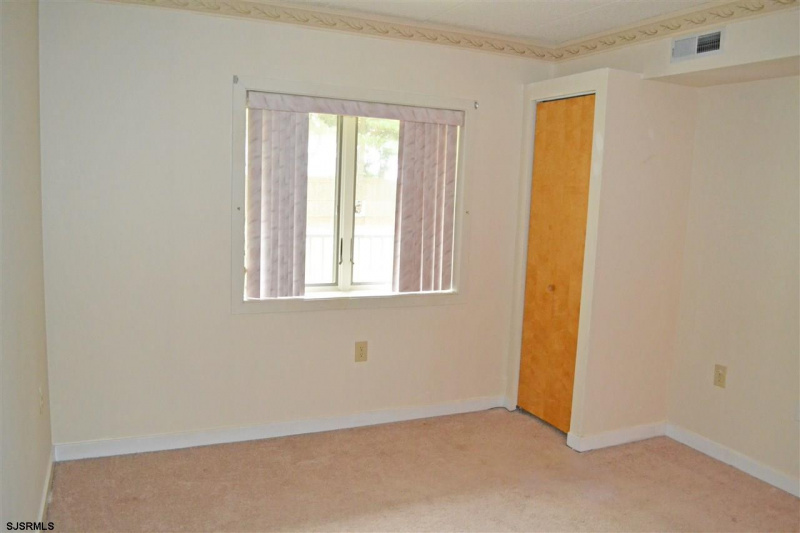 3104 Dolphin, New Jersey 08225, 1 Bedroom Bedrooms, 4 Rooms Rooms,1 BathroomBathrooms,Rental non-commercial,For Sale,Dolphin,544057