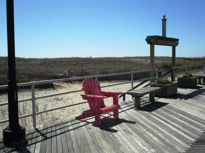 3801 Boardwalk, New Jersey 08401, 1 Bedroom Bedrooms, 3 Rooms Rooms,1 BathroomBathrooms,Rental non-commercial,For Sale,Boardwalk,544110