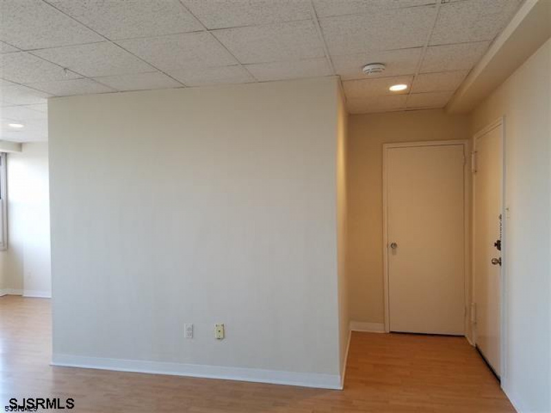 2834 Atlantic Ave, Atlantic City, New Jersey 08401, 1 Bedroom Bedrooms, 4 Rooms Rooms,1 BathroomBathrooms,Condominium,For Sale,Atlantic Ave,544124