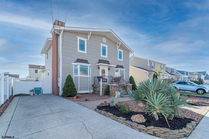 31 Kirkwood Circle, Brigantine, New Jersey 08203, 5 Bedrooms Bedrooms, 9 Rooms Rooms,4 BathroomsBathrooms,Residential,For Sale,Kirkwood Circle,544162