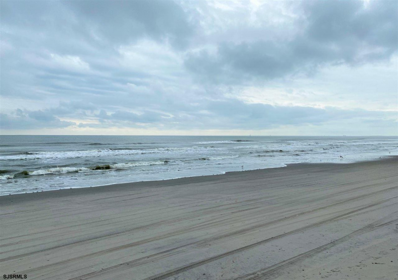 218 B 14, Brigantine, New Jersey 08203, 3 Bedrooms Bedrooms, 6 Rooms Rooms,3 BathroomsBathrooms,Condominium,For Sale,14,544163