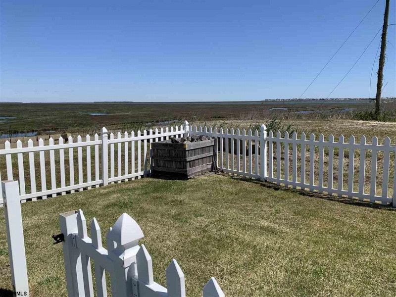 4233 Atlantic Brigantine Blvd, Brigantine, New Jersey 08203, 3 Bedrooms Bedrooms, 6 Rooms Rooms,2 BathroomsBathrooms,Residential,For Sale,Atlantic Brigantine Blvd,533211