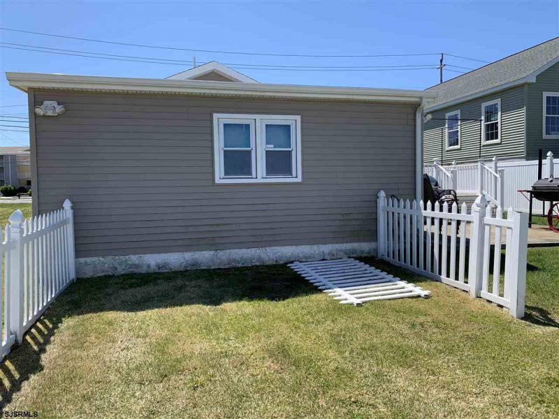 4233 Atlantic Brigantine Blvd, Brigantine, New Jersey 08203, 3 Bedrooms Bedrooms, 6 Rooms Rooms,2 BathroomsBathrooms,Residential,For Sale,Atlantic Brigantine Blvd,533211