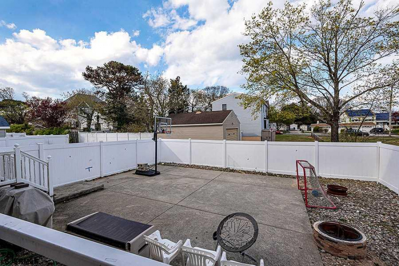 123 Cedar, Somers Point, New Jersey 08244, 5 Bedrooms Bedrooms, 10 Rooms Rooms,2 BathroomsBathrooms,Residential,For Sale,Cedar,536133