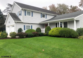 105 Lakeview Dr E, Egg Harbor Township, New Jersey 08234, 4 Bedrooms Bedrooms, 12 Rooms Rooms,2 BathroomsBathrooms,Residential,For Sale,Lakeview Dr E,544236