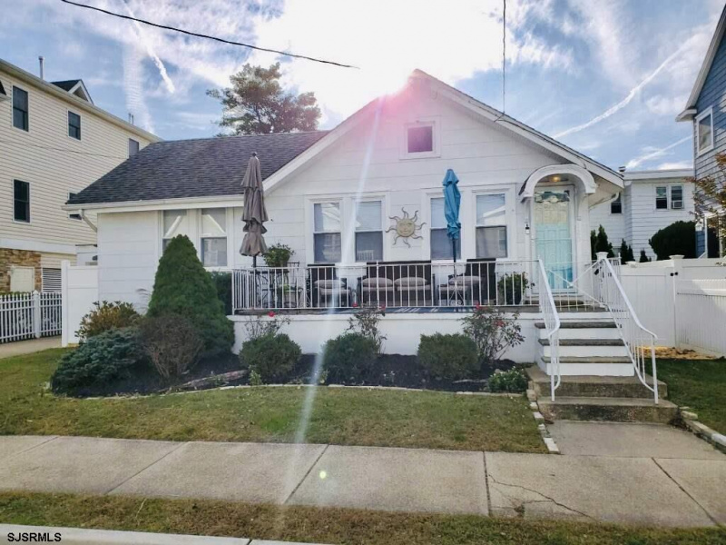 120 Monroe Ave, New Jersey 08402, 2 Bedrooms Bedrooms, 4 Rooms Rooms,1 BathroomBathrooms,Rental non-commercial,For Sale,Monroe Ave,544252