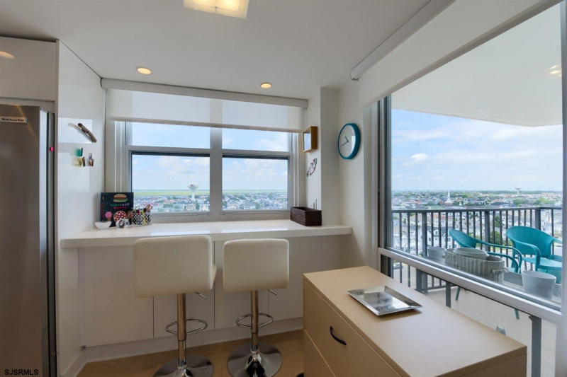 9100 BEACH #1001, Margate, New Jersey 08402, 2 Bedrooms Bedrooms, 4 Rooms Rooms,2 BathroomsBathrooms,Condominium,For Sale,BEACH #1001,544265