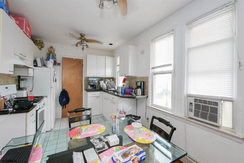 7301 Monmouth, Ventnor, New Jersey 08406, ,Multi-family,For Sale,Monmouth,542298