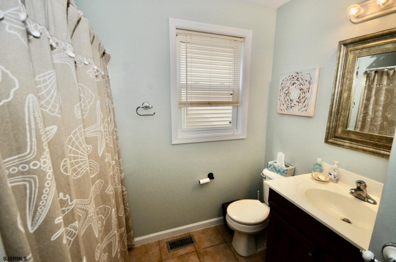 444 Asbury Ave, Ocean City, New Jersey 08226, 3 Bedrooms Bedrooms, 7 Rooms Rooms,2 BathroomsBathrooms,Condominium,For Sale,Asbury Ave,542451