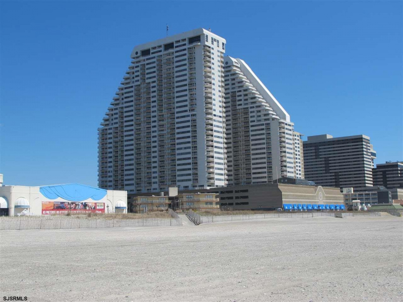 3101 Boardwalk, Atlantic City, New Jersey 08401, 1 Bedroom Bedrooms, 5 Rooms Rooms,1 BathroomBathrooms,Condominium,For Sale,Boardwalk,544274