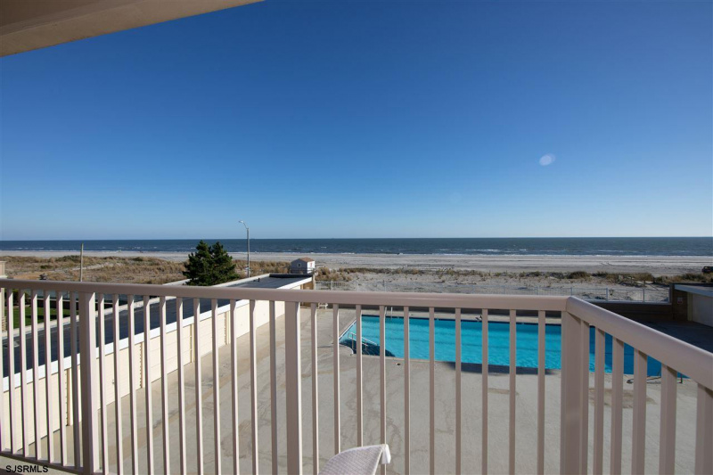 5000 Boardwalk, Ventnor, New Jersey 08406, 3 Bedrooms Bedrooms, 7 Rooms Rooms,2 BathroomsBathrooms,Condominium,For Sale,Boardwalk,544296