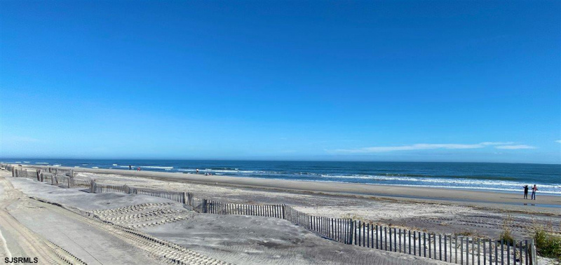 204 10th, Brigantine, New Jersey 08203, 2 Bedrooms Bedrooms, 5 Rooms Rooms,1 BathroomBathrooms,Condominium,For Sale,10th,544330